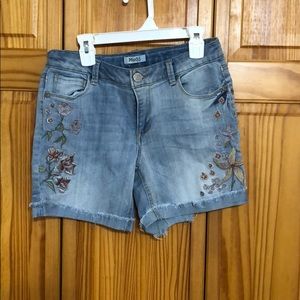 Girl’s Mudd Jean shorts size 16